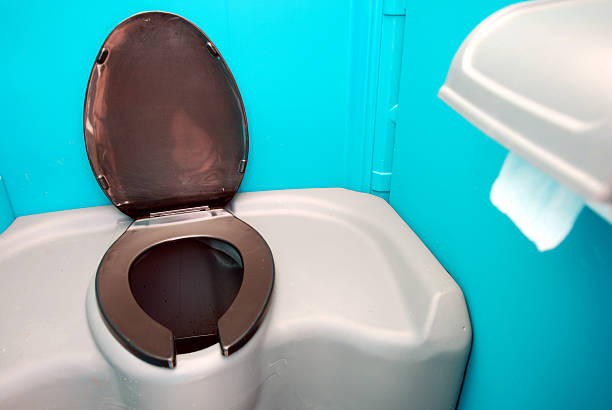 Best Sanitation services for porta potties  in Owensville, MO